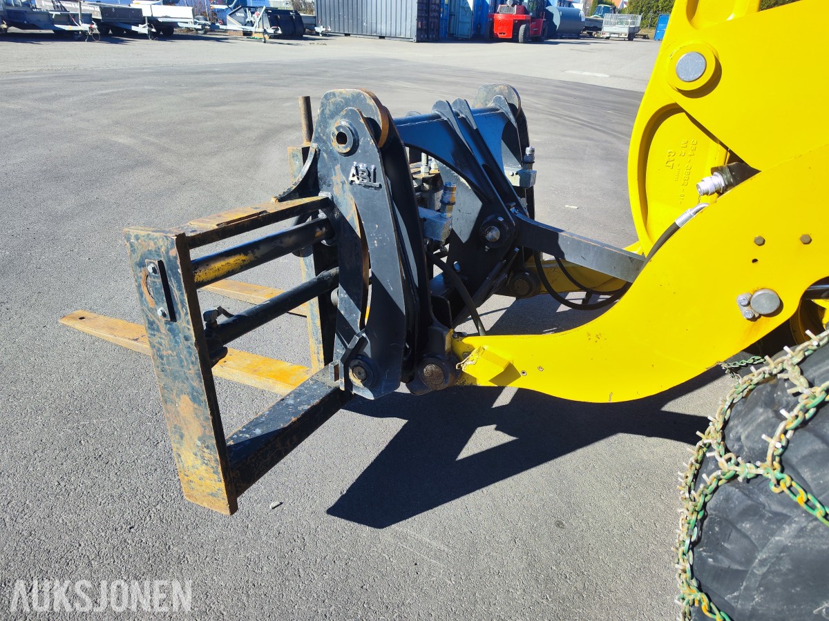 2013 CAT 906H2 hjullaster - lavt timetall – godt utstyrt