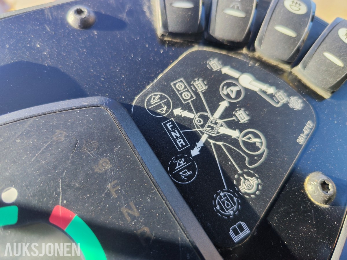 2013 CAT 906H2 hjullaster - lavt timetall – godt utstyrt