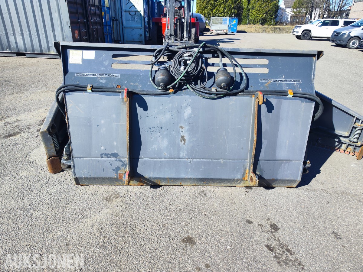 2013 CAT 906H2 hjullaster - lavt timetall – godt utstyrt