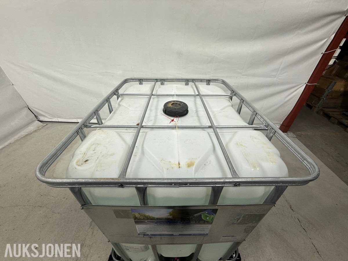 IBC tank 1000L – AdBlue 