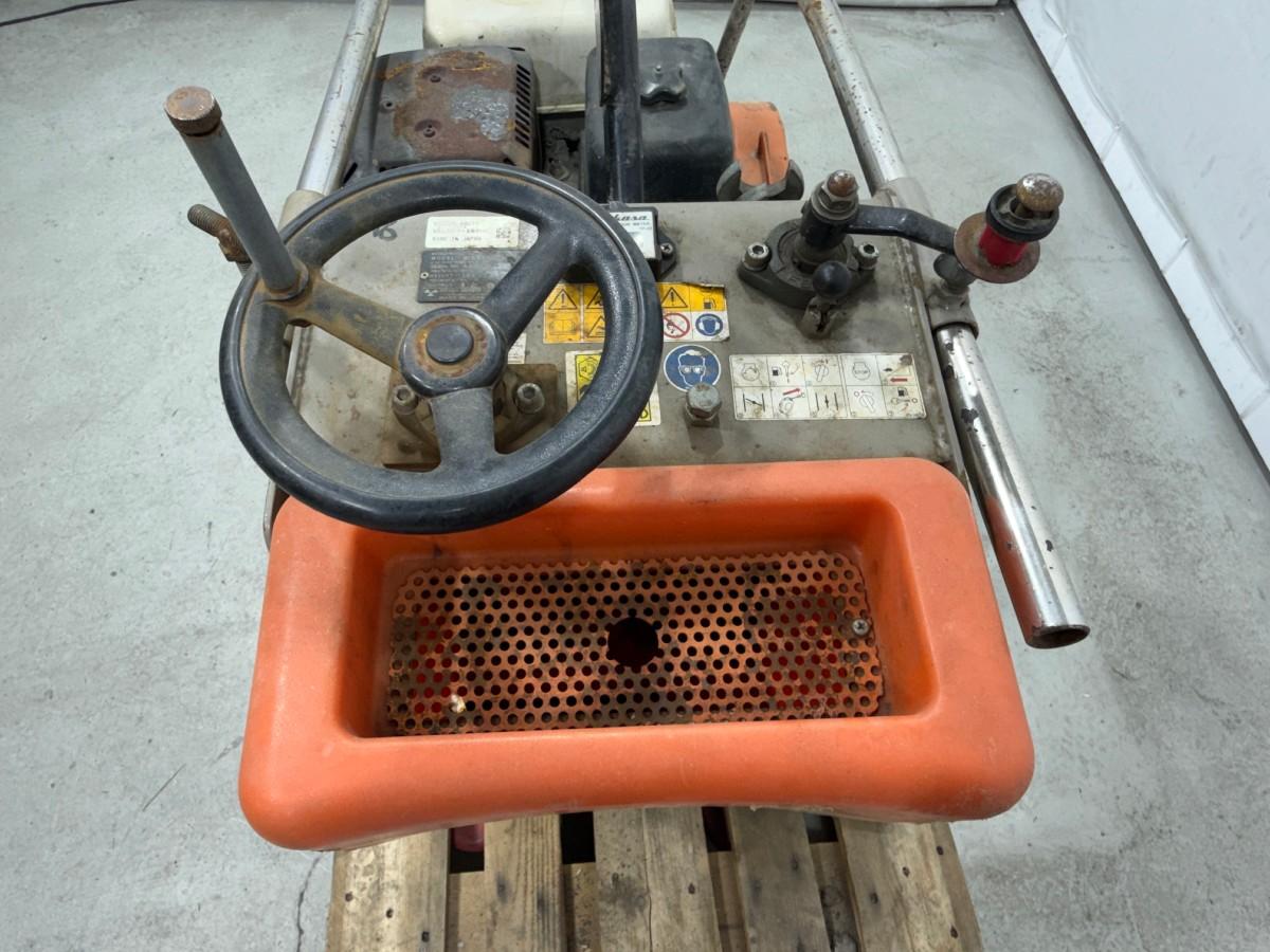 2016 Mikasa MCD-218 Asfaltsag / betongsag - Kun 113 timer