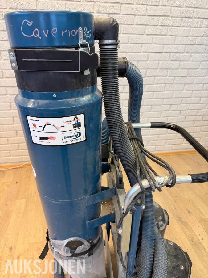 3 x industristøvsugere: Dustcontrol DC3900, DC2500 Twin og Pullman PV300P)