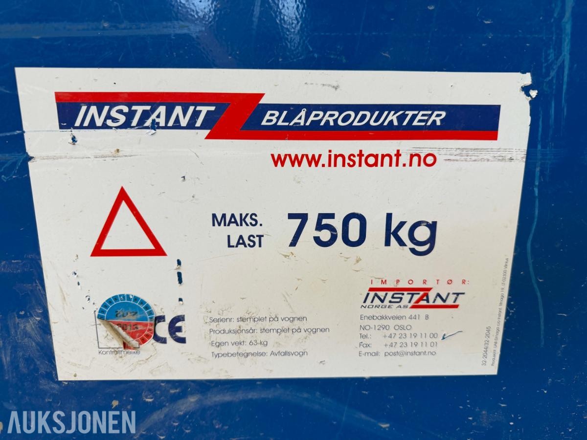 Materialvogn, verktøykasse på hjul og 3 x gassflasketralle