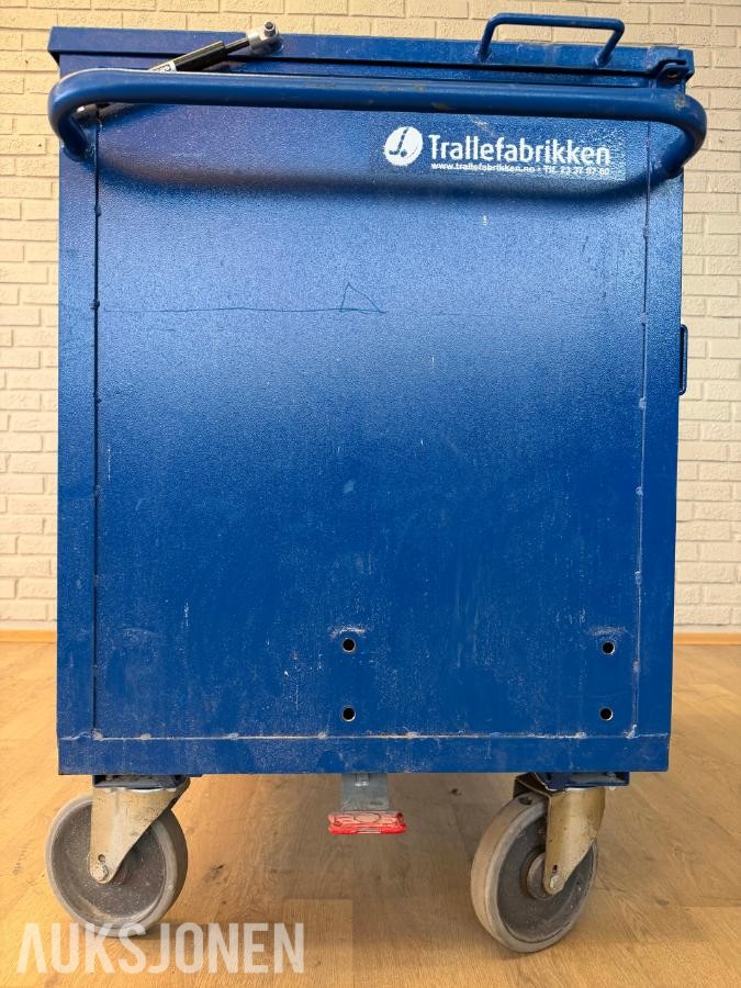 Materialvogn, verktøykasse på hjul og 3 x gassflasketralle