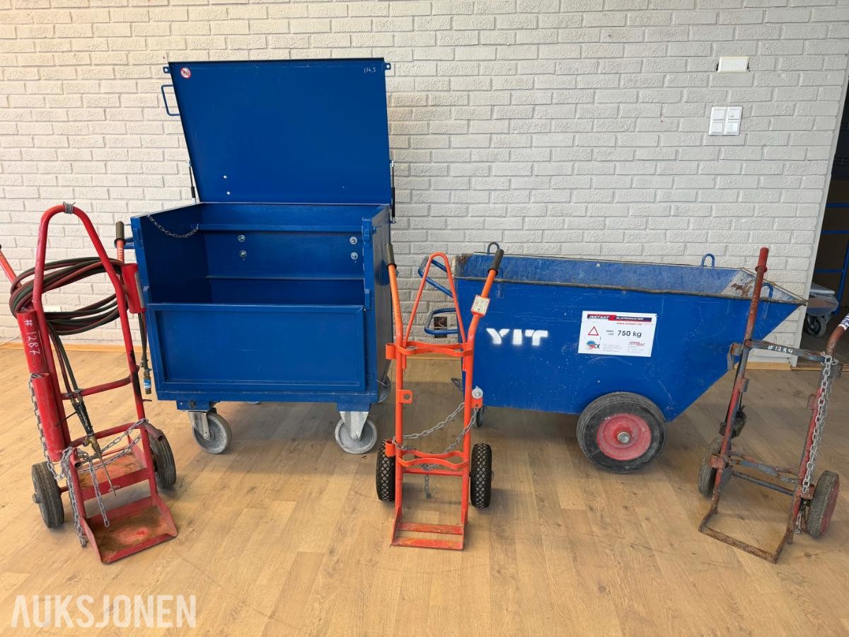 Materialvogn, verktøykasse på hjul og 3 x gassflasketralle