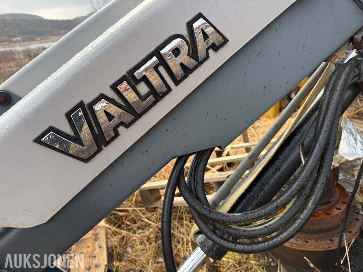 Valtra Frontlaster ålø q45