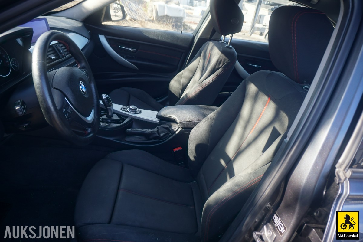 2013 BMW 3-serie 320I 184 HK AUT CRUISE NAVI SPORTSSETER 