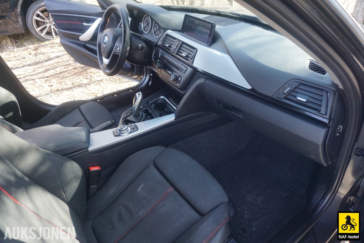 2013 BMW 3-serie 320I 184 HK AUT CRUISE NAVI SPORTSSETER 