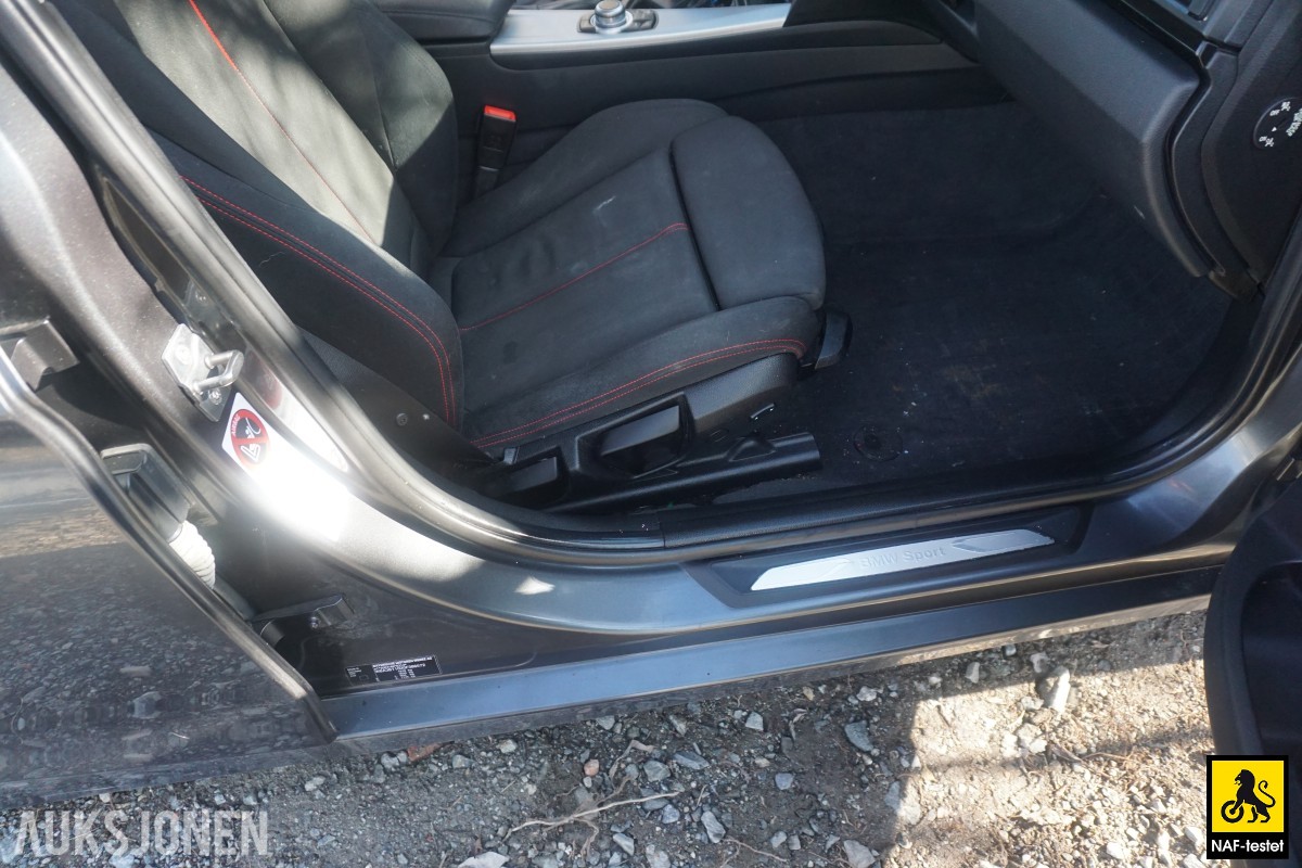 2013 BMW 3-serie 320I 184 HK AUT CRUISE NAVI SPORTSSETER 