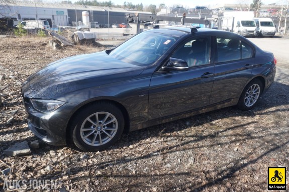 2013 BMW 3-serie 320I 184 HK AUT CRUISE NAVI SPORTSSETER 