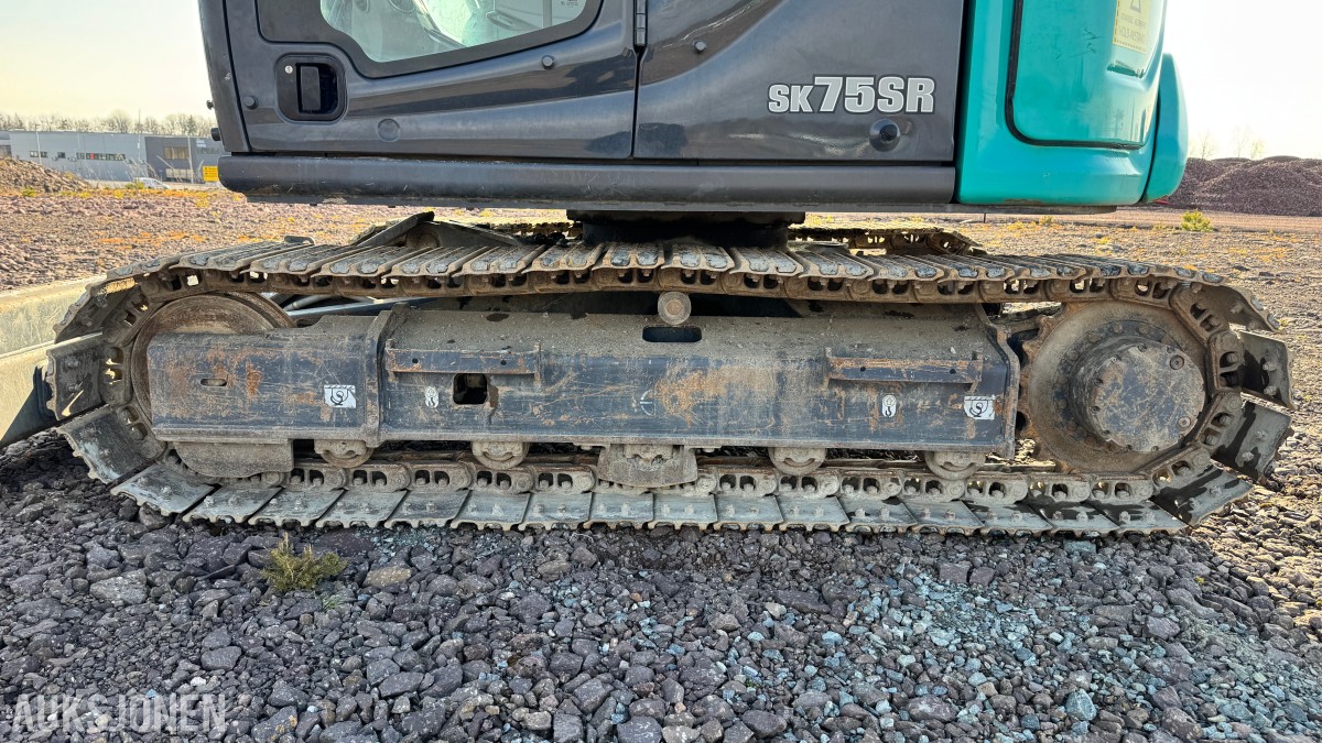 2021 Kobelco SK75SR-7. R3 m/gripekasset 3 skuffer, sentralsmøring, dieselfyllepumpe
