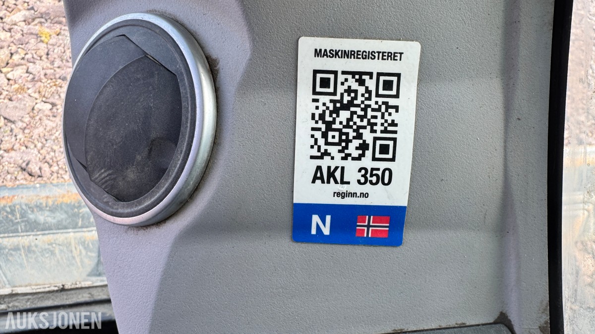 2021 Kobelco SK75SR-7. R3 m/gripekasset 3 skuffer, sentralsmøring, dieselfyllepumpe