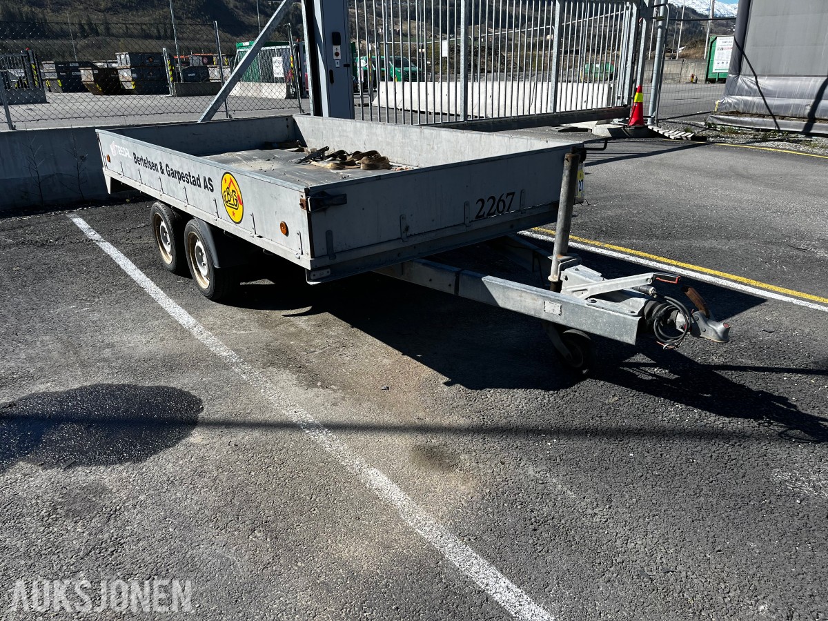 2019 Tredal T-30-BBF 3000KG varehenger
