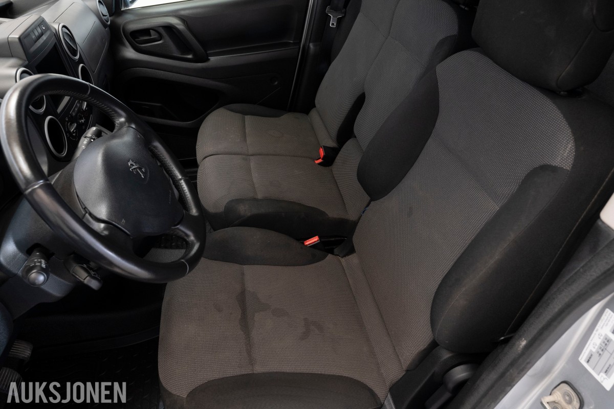 2018 Peugeot PARTNER 1.6 D 99 HK HENGERFESTE CRUISE SKYVEDØRER 