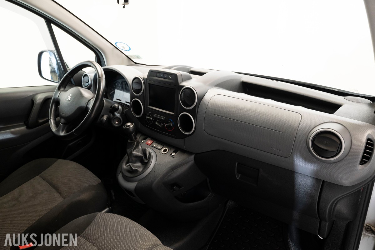 2018 Peugeot PARTNER 1.6 D 99 HK HENGERFESTE CRUISE SKYVEDØRER 