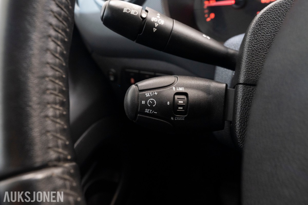 2018 Peugeot PARTNER 1.6 D 99 HK HENGERFESTE CRUISE SKYVEDØRER 