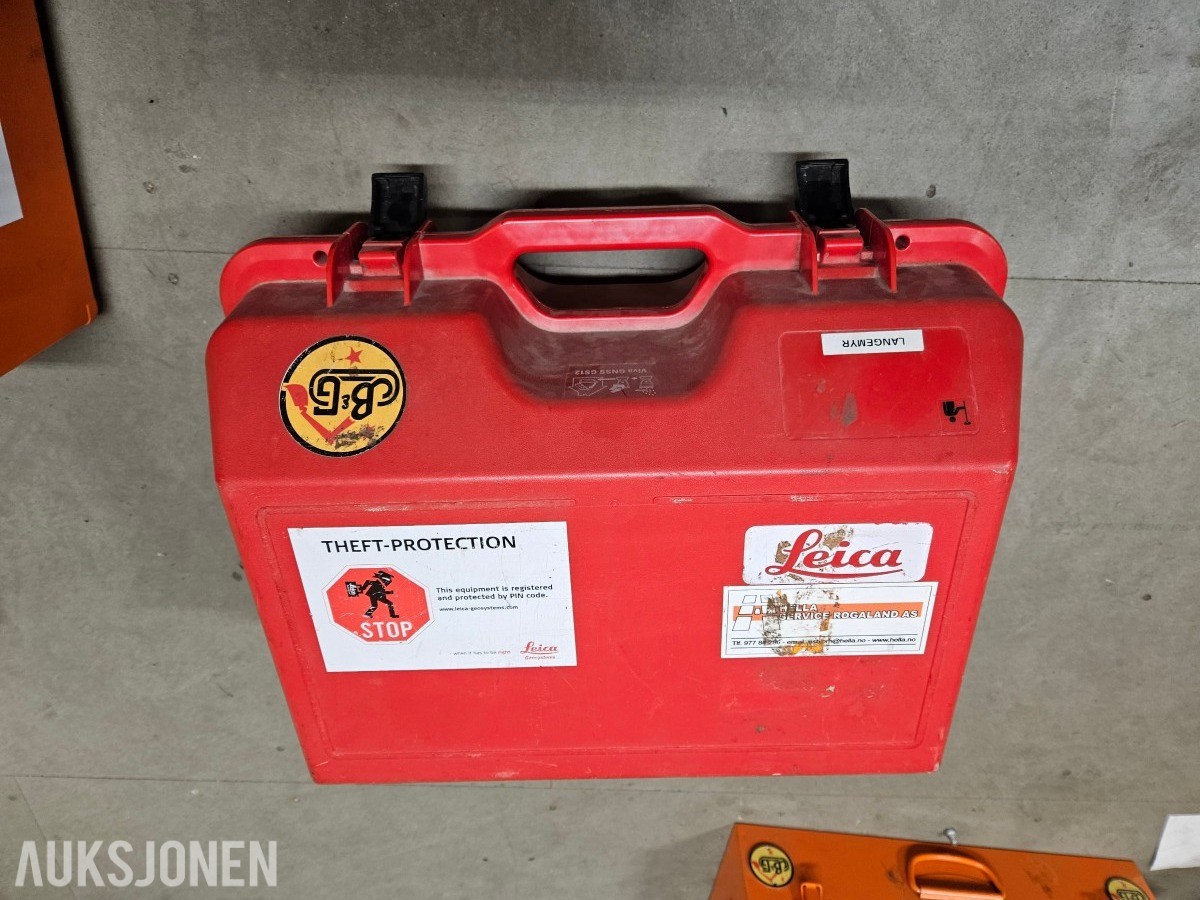 Leica CS15 feltkontroller med GNSS mottaker og koffert