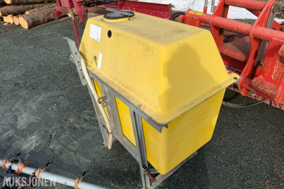 2020 Saltspreder / væskespreder til traktor – komplett med spredebom