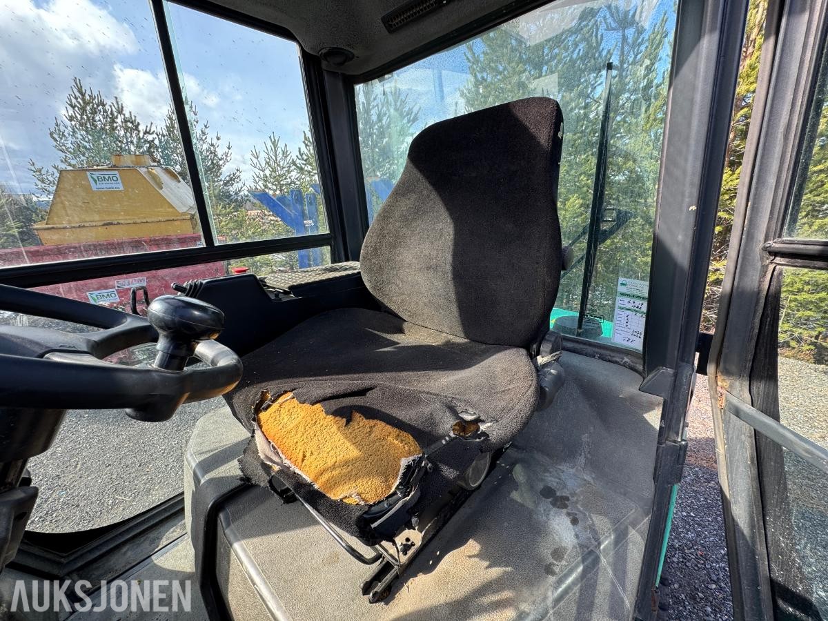 2000 Mitsubishi FD25K truck / 2584 timer