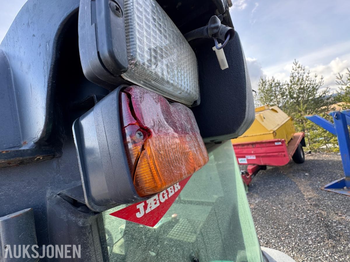 2000 Mitsubishi FD25K truck / 2584 timer