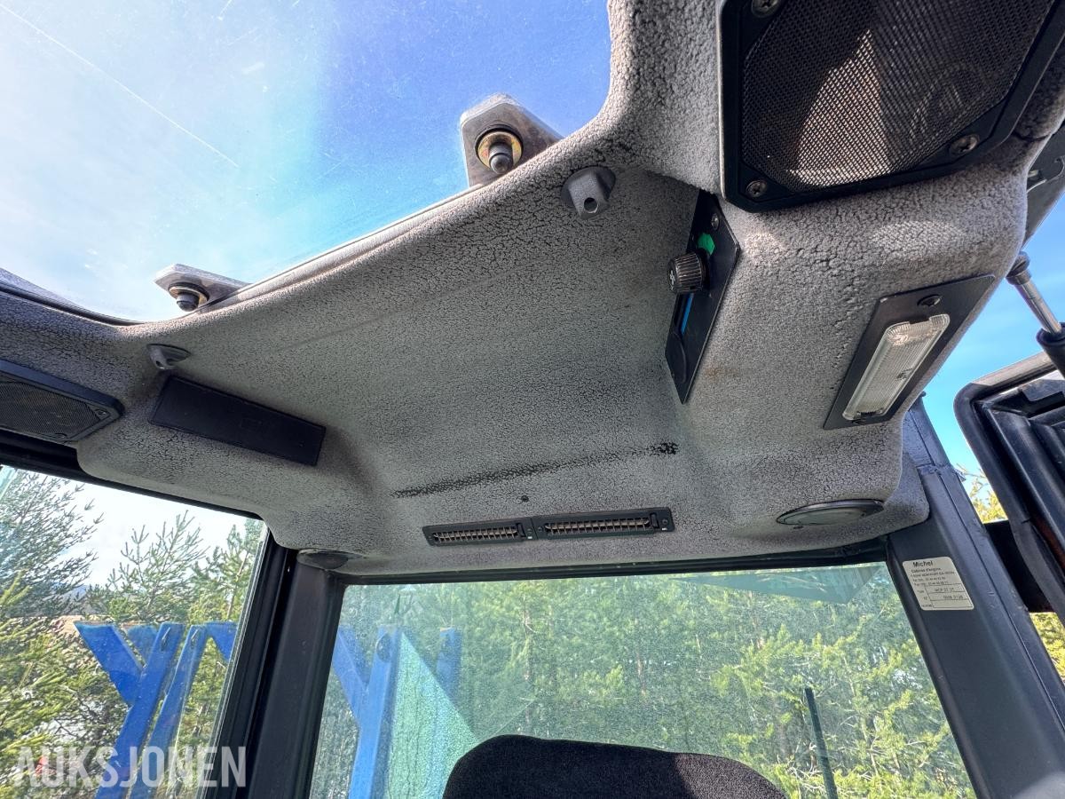 2000 Mitsubishi FD25K truck / 2584 timer