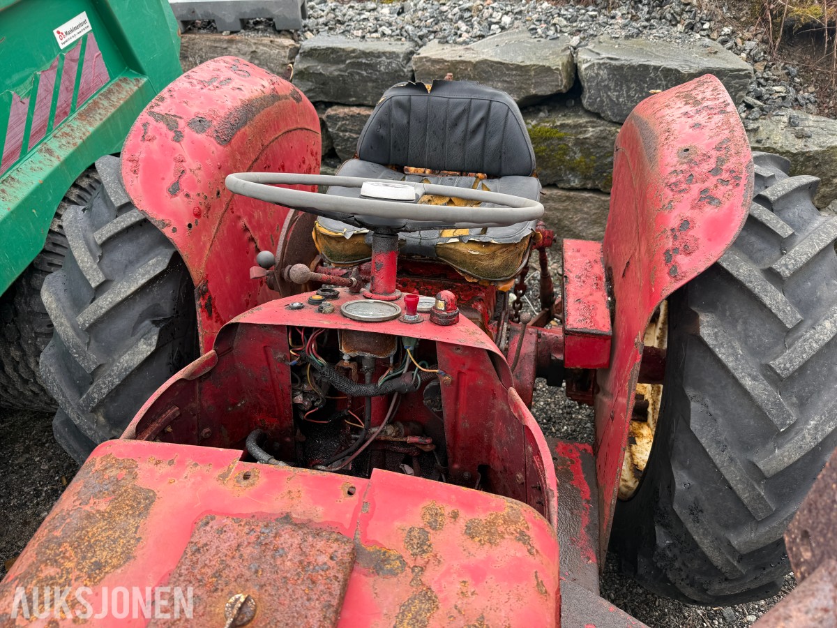 1971 McCormick Farmall 434