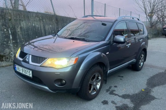 2008 Mitsubishi Outlander 2.0 diesel 140hk 4WD 7-seter cruisekontroll hengerfeste, EU OK til 01.2028