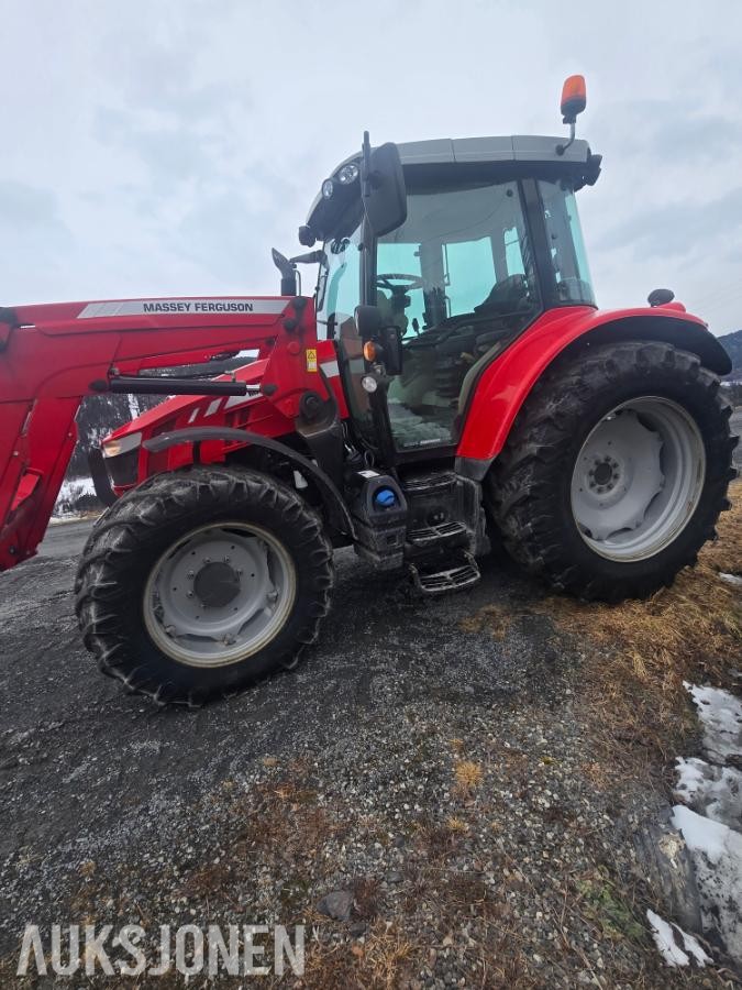 2016 Massey Ferguson 5612