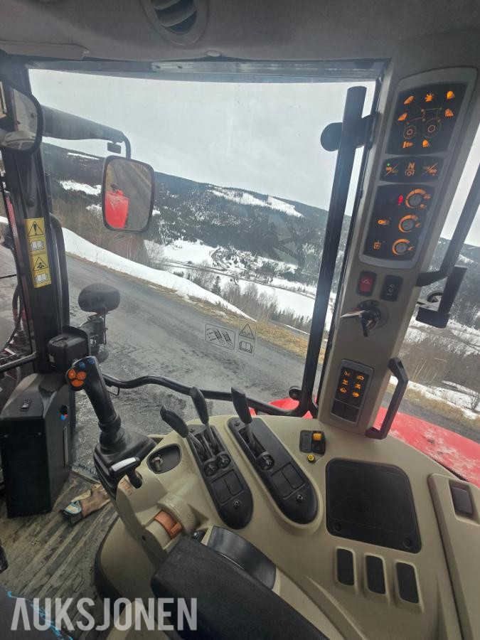 2016 Massey Ferguson 5612