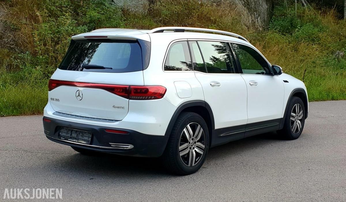2022 Mercedes-Benz EQB 300 4MATIC 7-seter cruisekontroll ryggekamera 