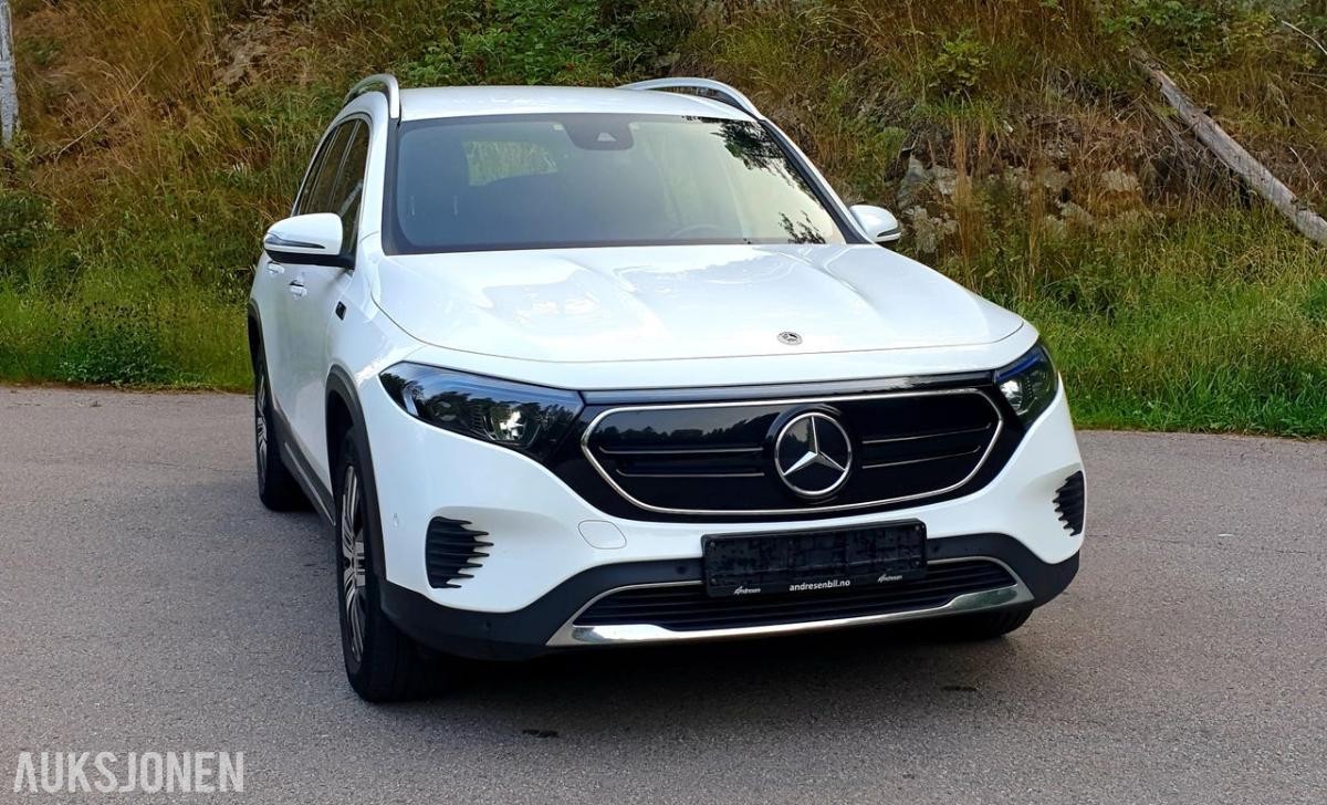2022 Mercedes-Benz EQB 300 4MATIC 7-seter cruisekontroll ryggekamera 