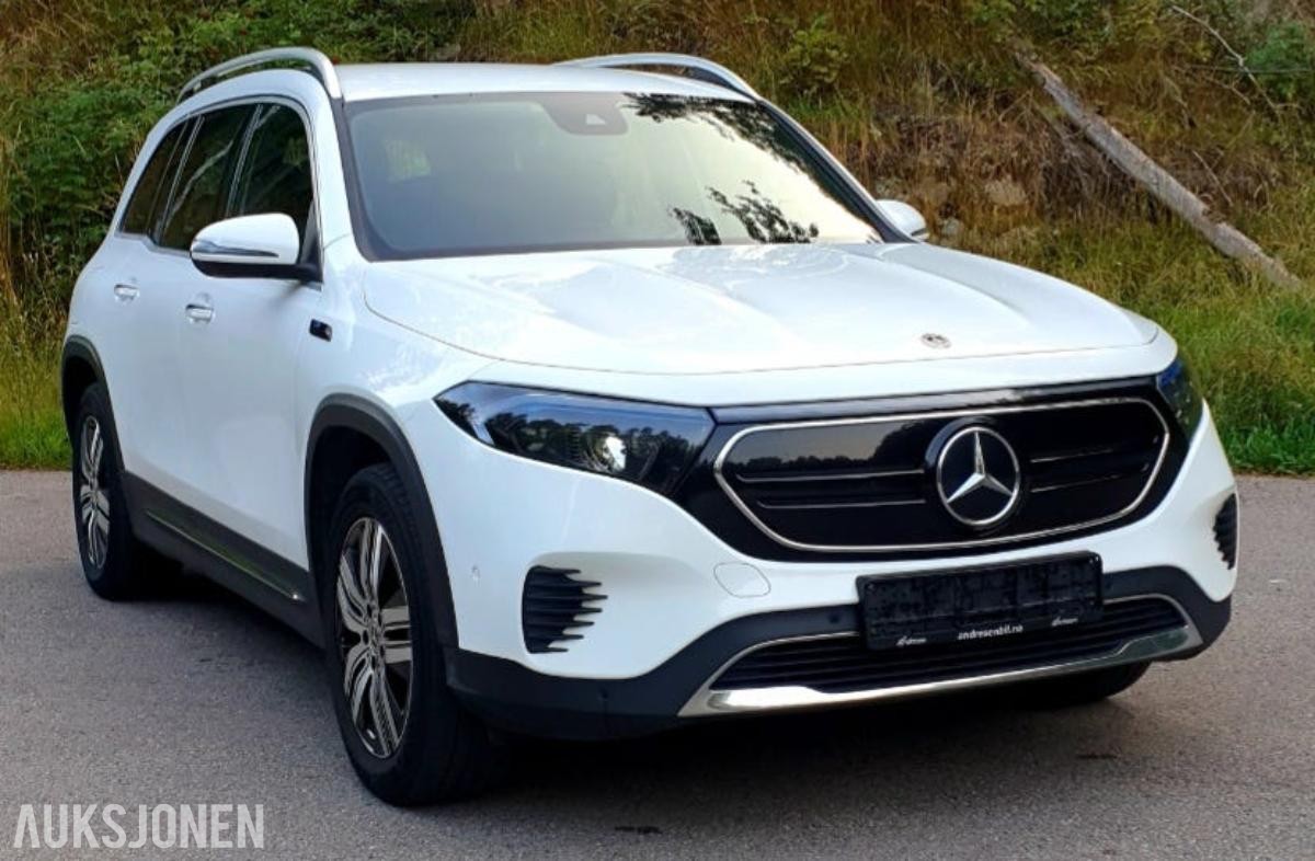 2022 Mercedes-Benz EQB 300 4MATIC 7-seter cruisekontroll ryggekamera 