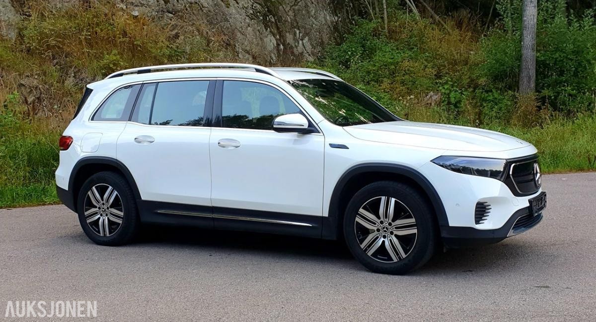 2022 Mercedes-Benz EQB 300 4MATIC 7-seter cruisekontroll ryggekamera 