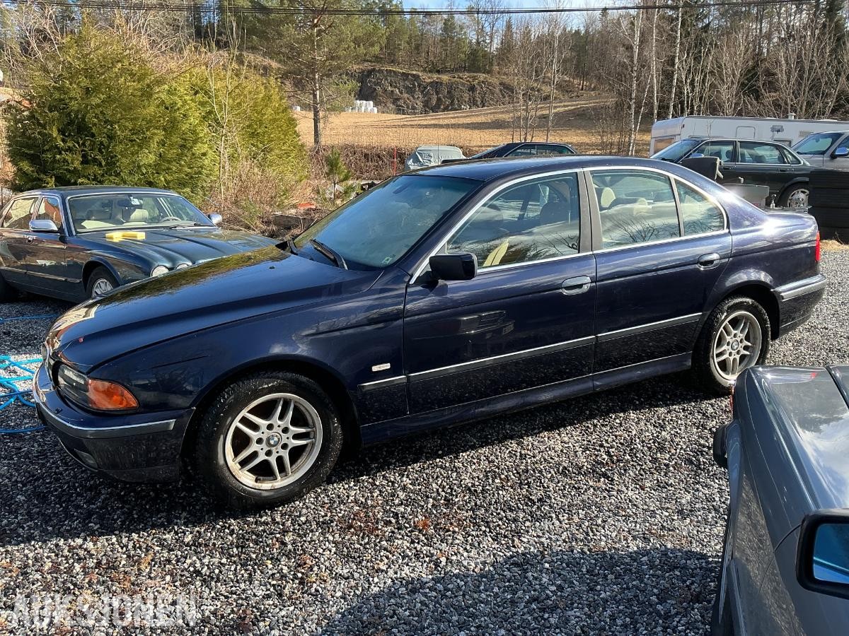 1999 BMW 523IA 2.5 170hk automat cruisekontroll eu ok til 07.2027