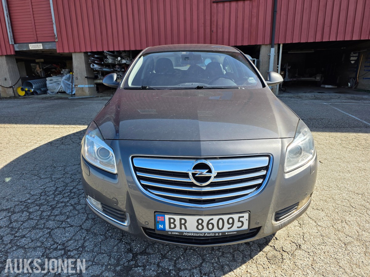 2010 OPEL INSIGNIA 2.0 CDTI 131HK AUTOMAT – REP.OBJEKT
