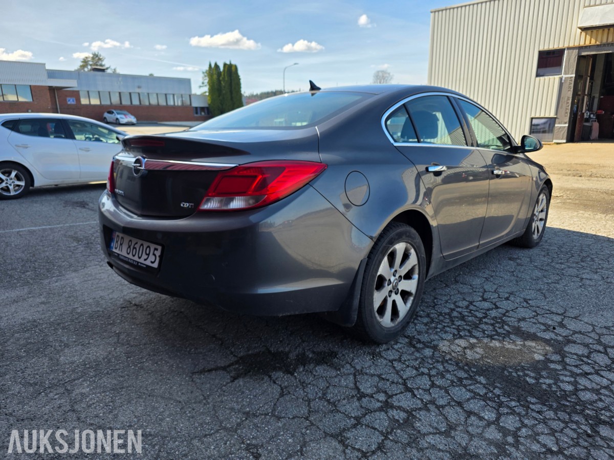 2010 OPEL INSIGNIA 2.0 CDTI 131HK AUTOMAT – REP.OBJEKT