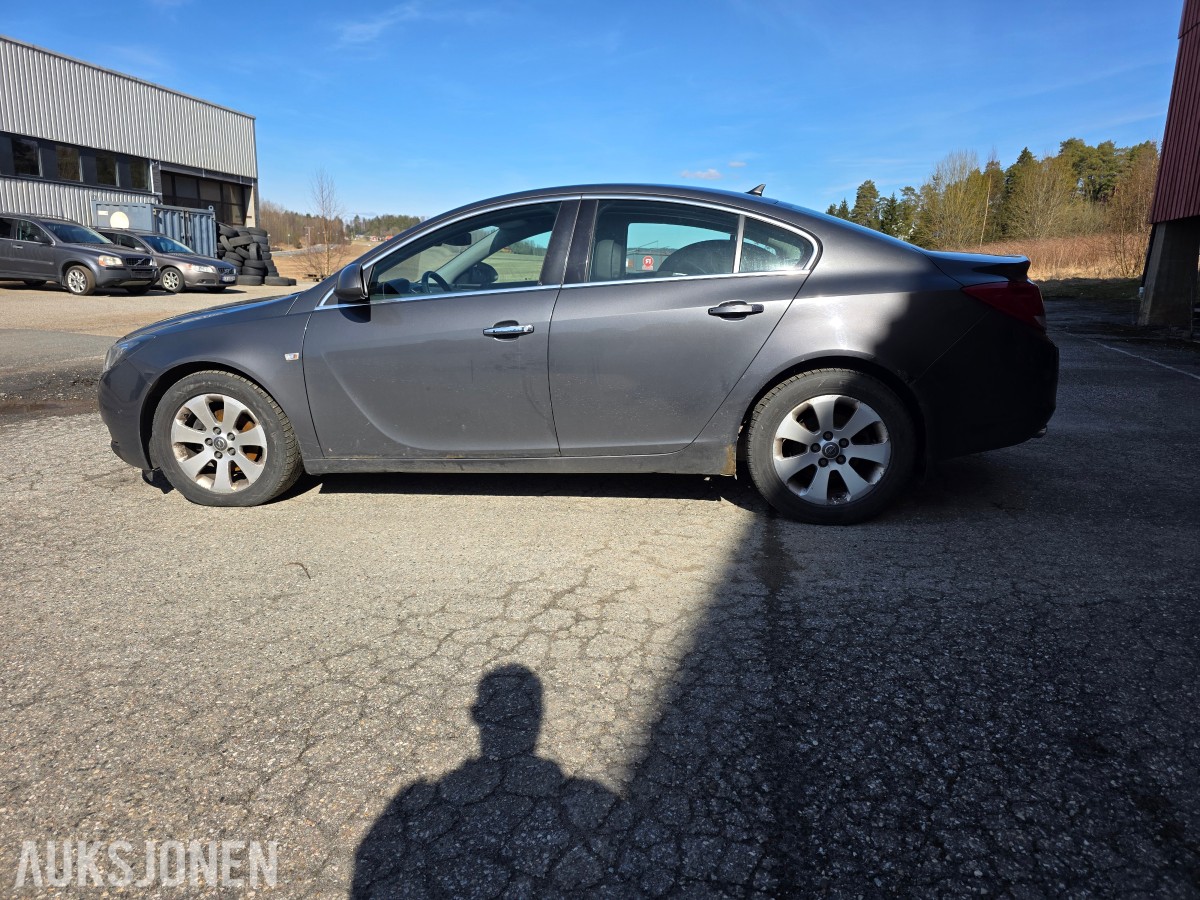 2010 OPEL INSIGNIA 2.0 CDTI 131HK AUTOMAT – REP.OBJEKT