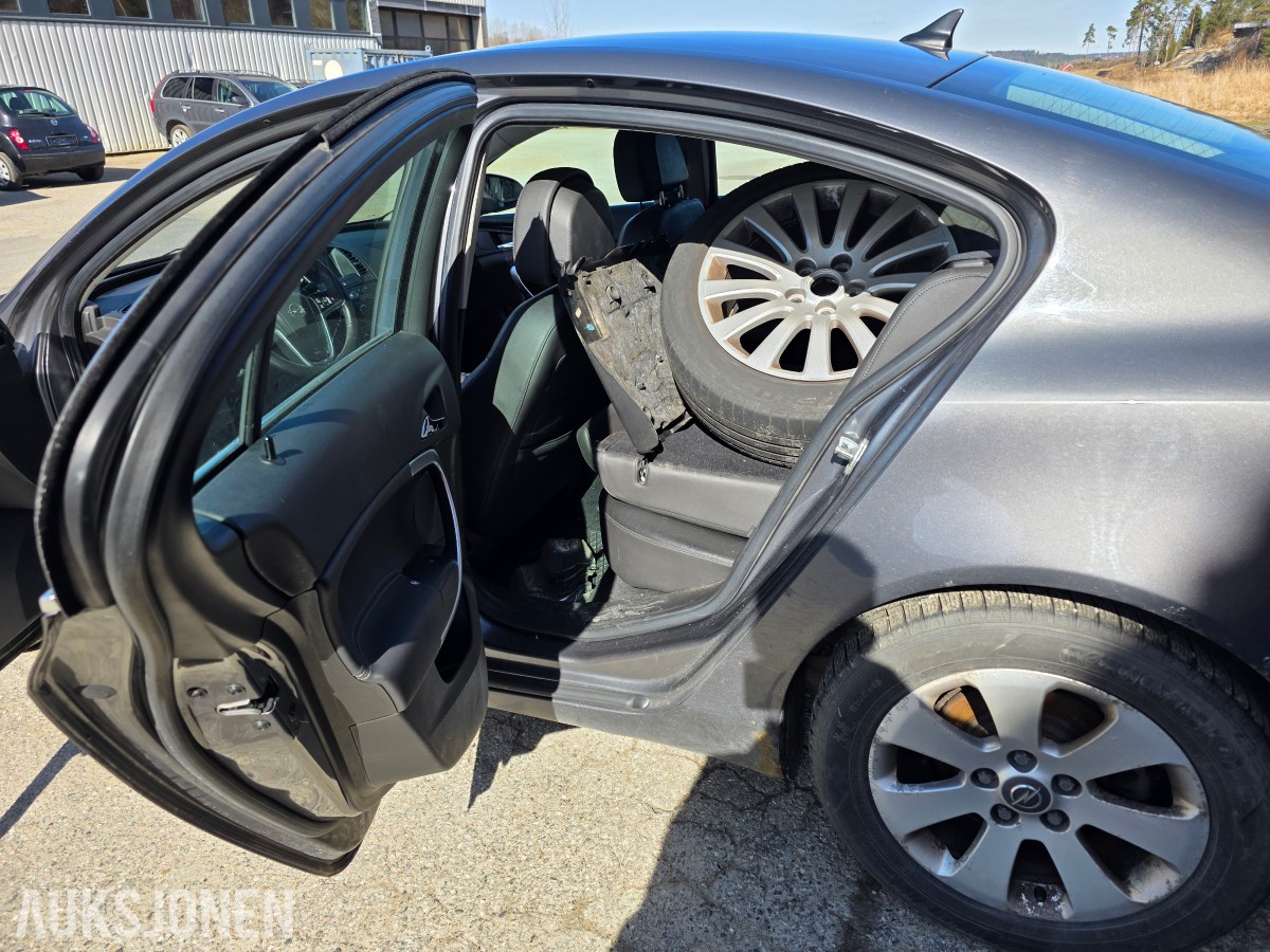 2010 OPEL INSIGNIA 2.0 CDTI 131HK AUTOMAT – REP.OBJEKT
