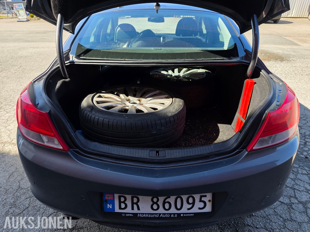 2010 OPEL INSIGNIA 2.0 CDTI 131HK AUTOMAT – REP.OBJEKT