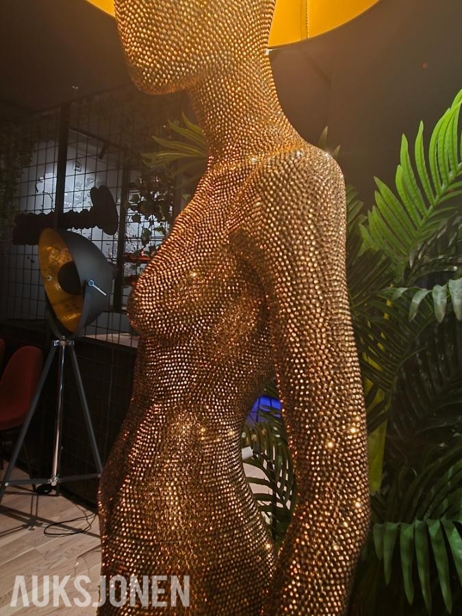 2026 Lampe/ Gulvlampe  ca. 70.000 små glasskrystaller  - kunst