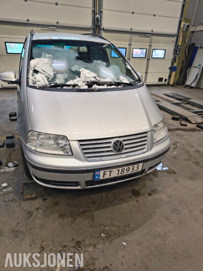 2004 Volkswagen Sharan 1.9 Diesel, Reparasjonsobjekt