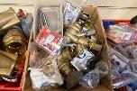 Bacho tralle med festemateriell, rørdeler og verktøytilbehør 