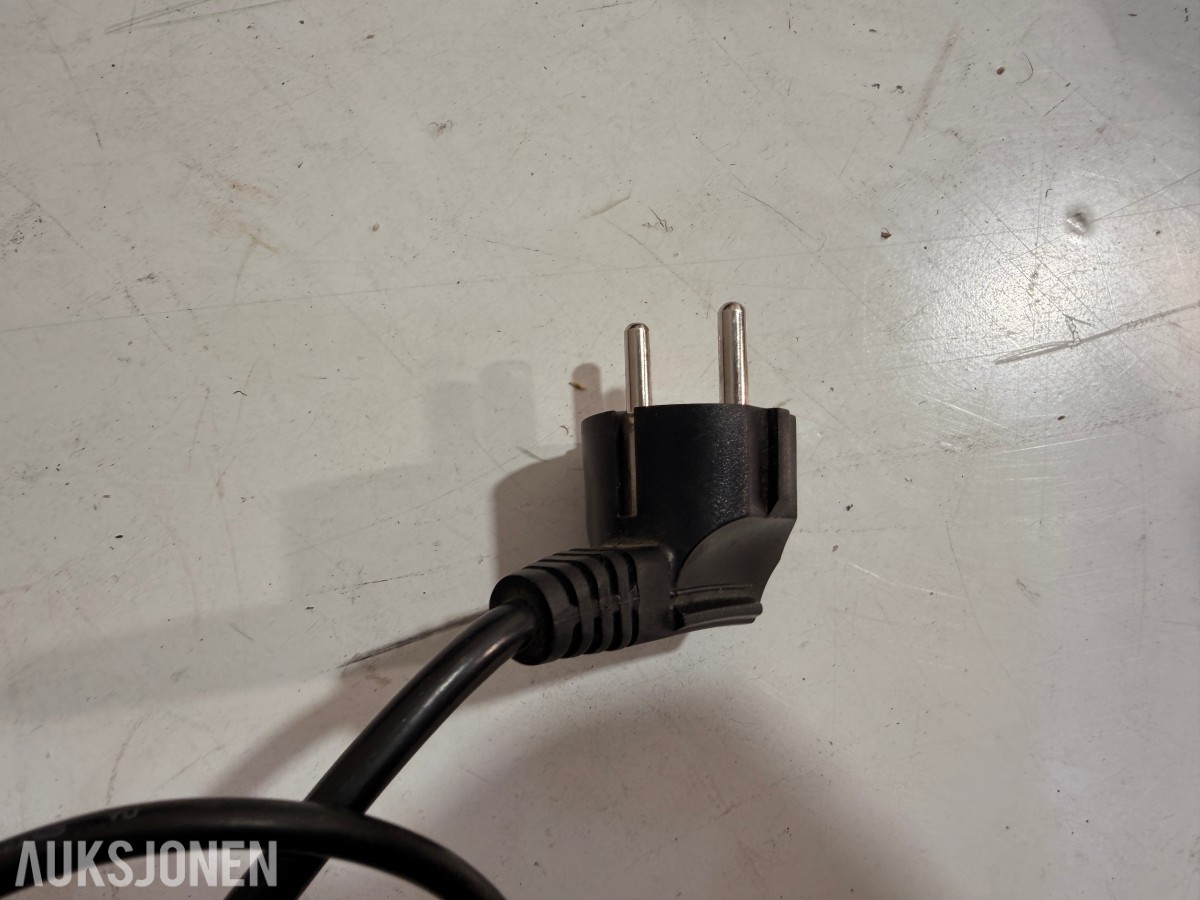 Hytera DMR håndradioer m/ MCA08 ladestasjon + Hetronic Nova fjernkontroller