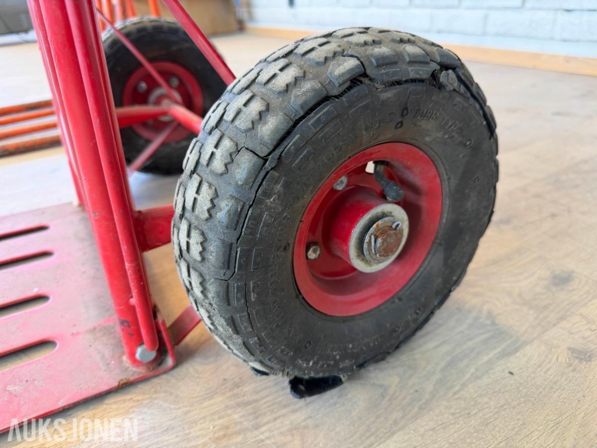 3 x jekketraller og 2 x sekketraller