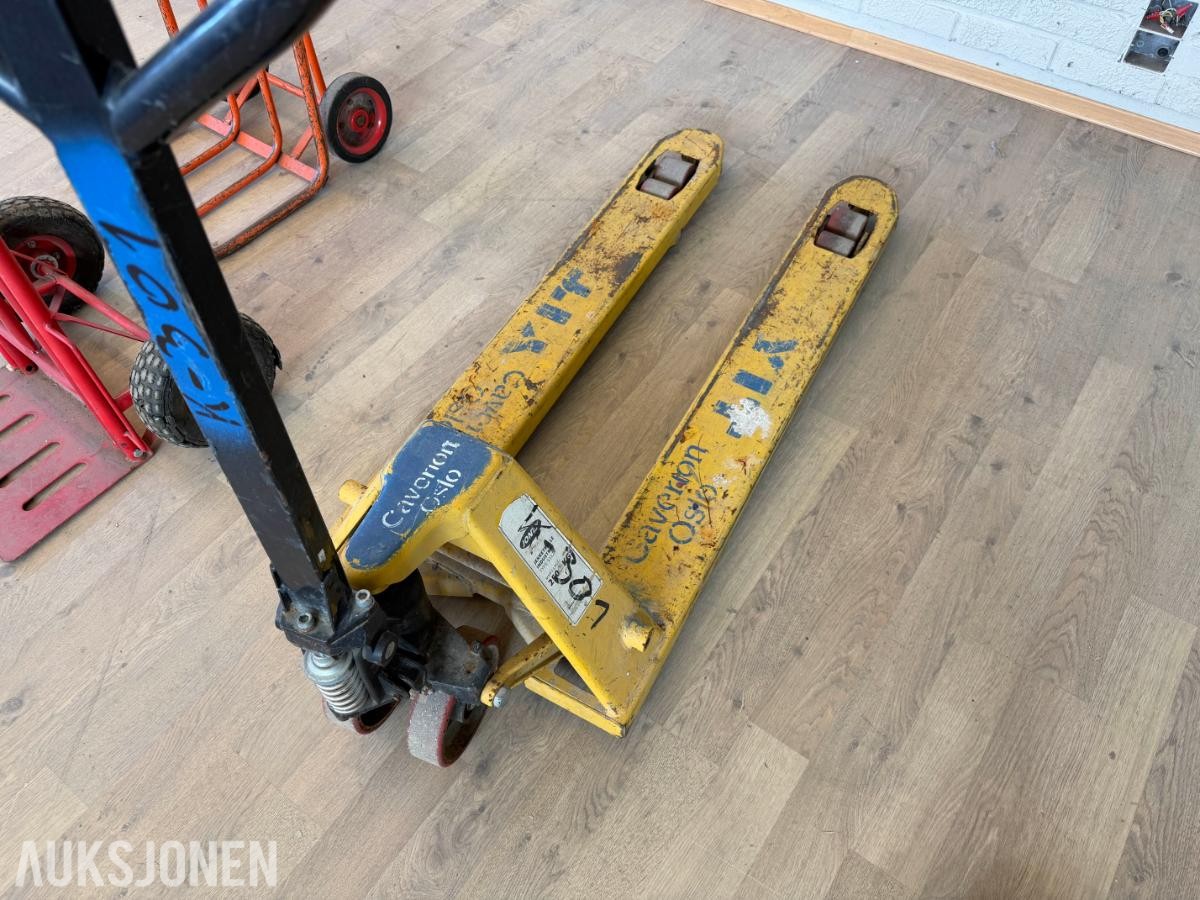3 x jekketraller og 2 x sekketraller