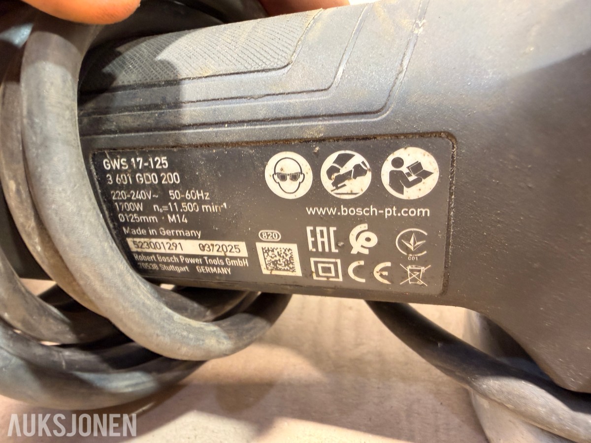 Bosch verktøypakke 18V – drill, muttertrekker, vinkelsliper, laser og tilbehør