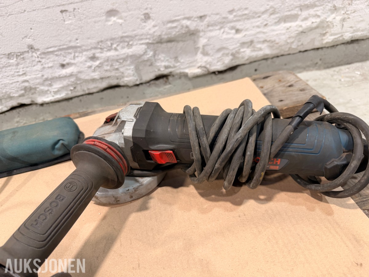 Bosch verktøypakke 18V – drill, muttertrekker, vinkelsliper, laser og tilbehør