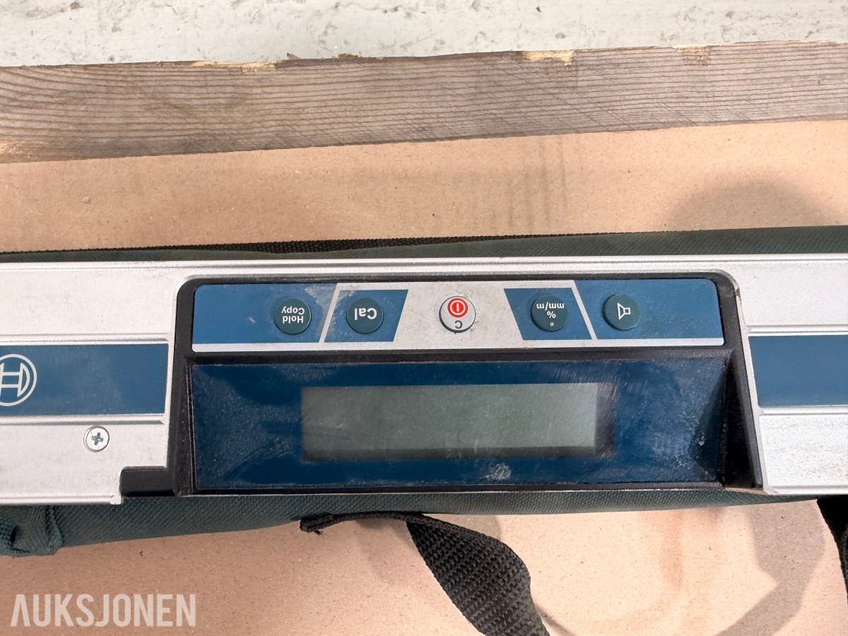 Bosch verktøypakke 18V – drill, muttertrekker, vinkelsliper, laser og tilbehør