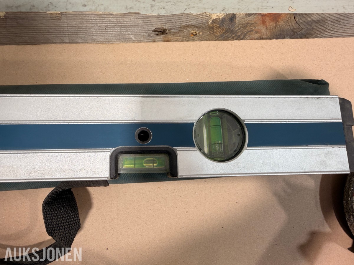 Bosch verktøypakke 18V – drill, muttertrekker, vinkelsliper, laser og tilbehør