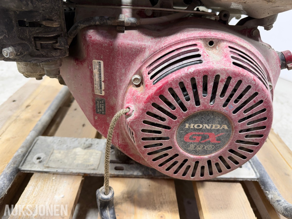 Inmesol AH-850 strømaggregat 400V 3FAS med Honda GX390
